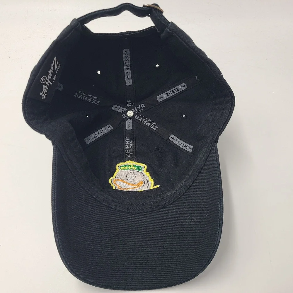 Oregon Ducks Hat Strapback Zephyr Black NCAA University‎ Puddles Mascot Logo Men